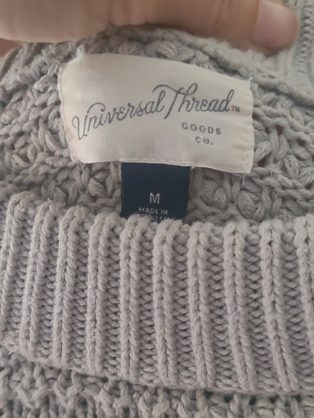 Textured Cable Knit Sweater - Picture 2 of 3